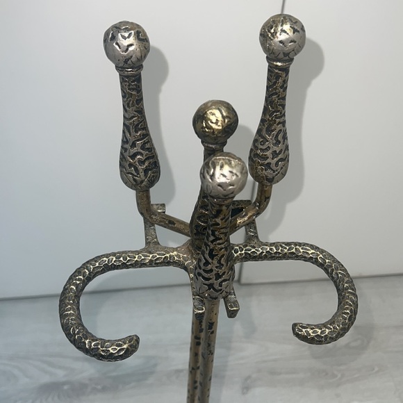 Vintage Adams Company Iowa Goldtone and Black Fireplace Tool Set - Picture 16 of 16